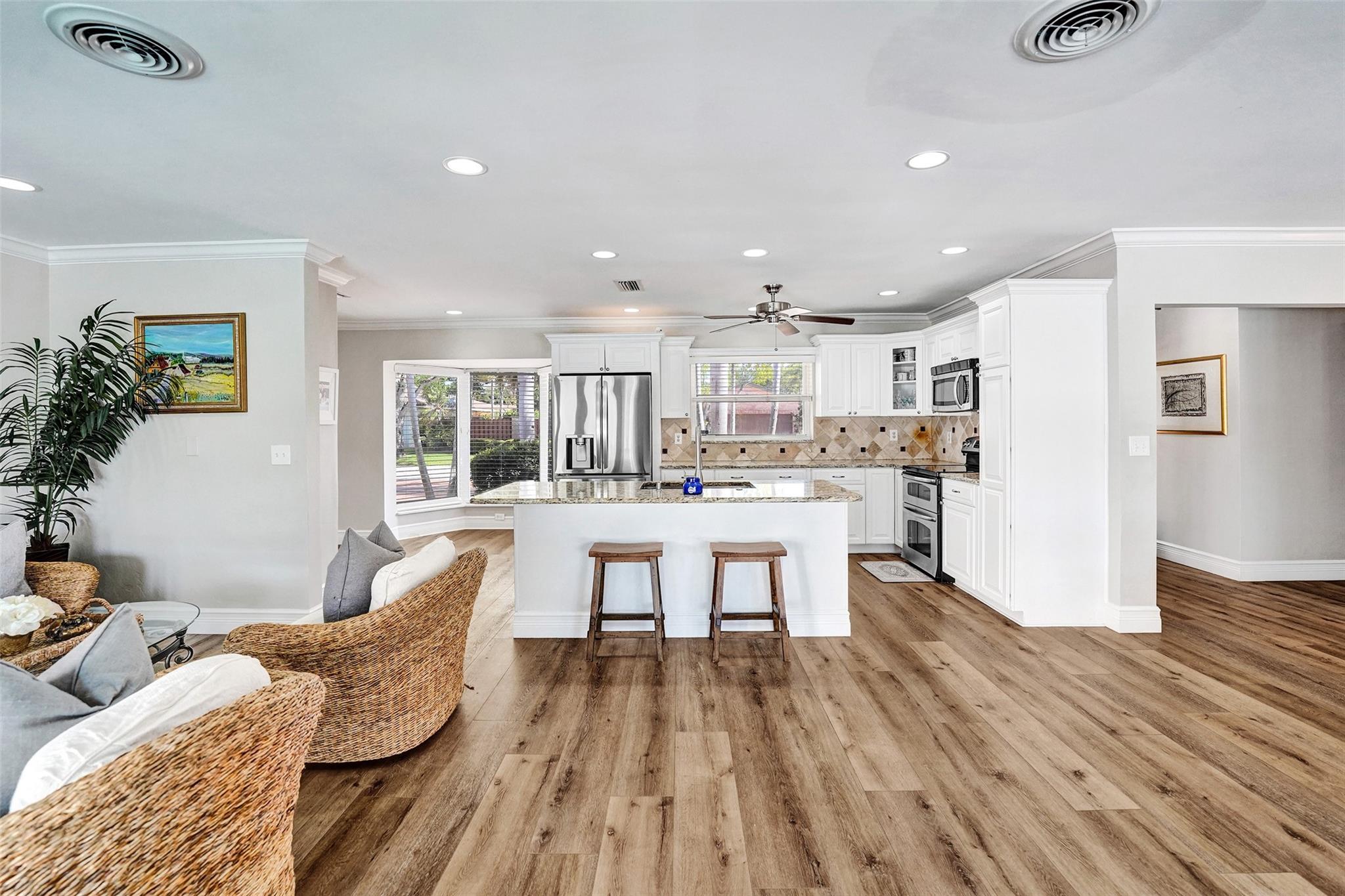 CORAL RIDGE COUNTRY CLUB - Residential