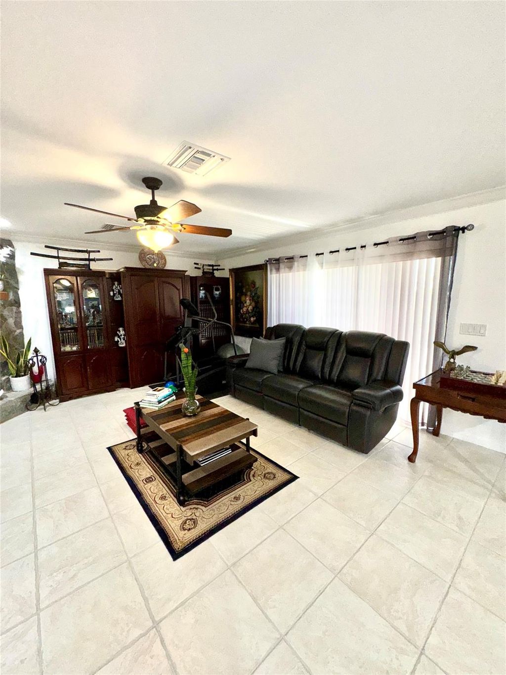 listing image 52