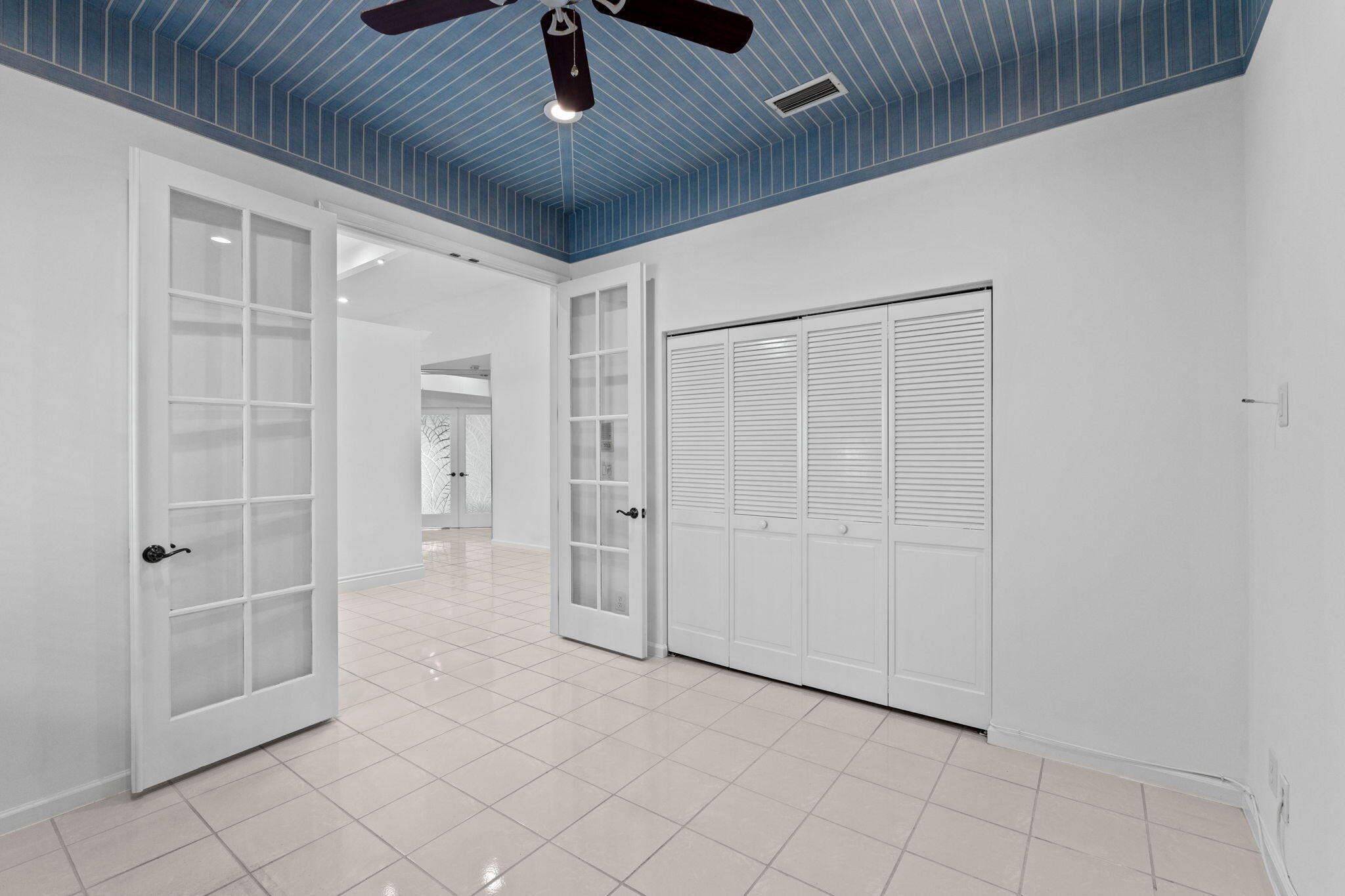 VILLA FLORA AT BOCA POINTE - Residential