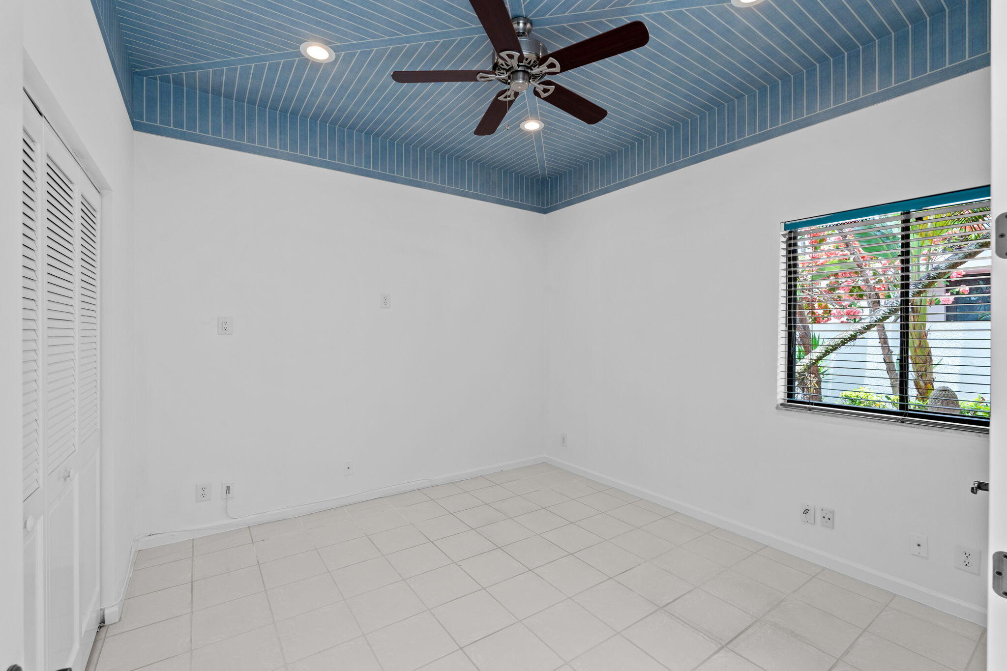 VILLA FLORA AT BOCA POINTE - Residential
