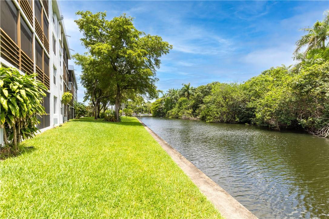Royal Park Condominium - Residential