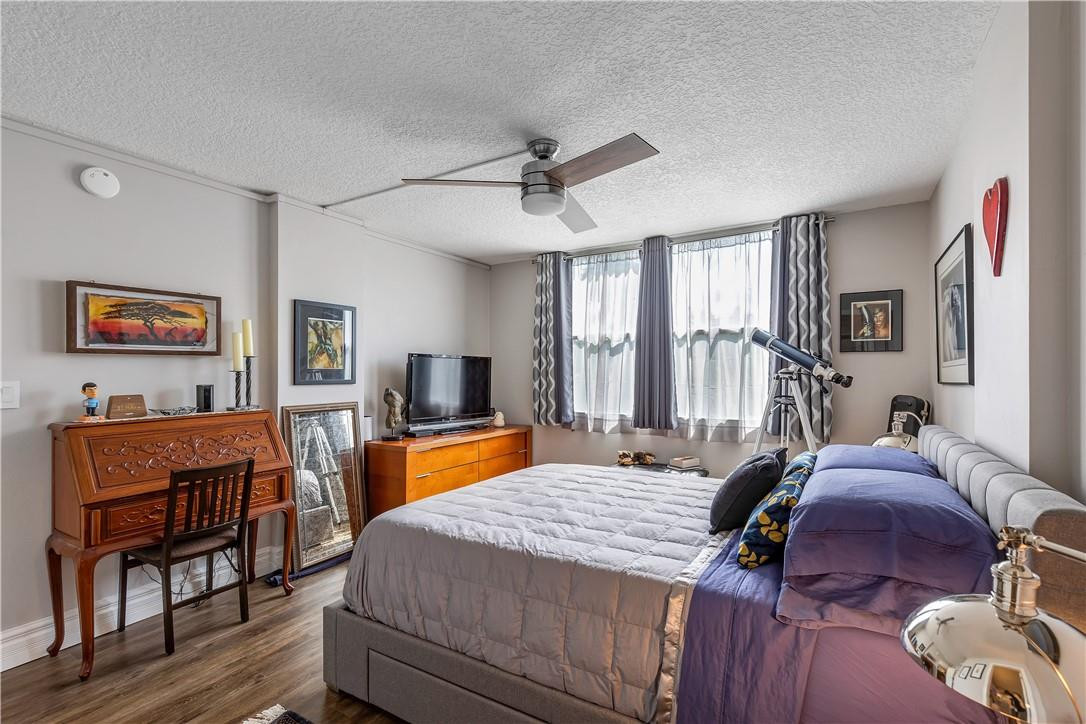Royal Park Condominium - Residential