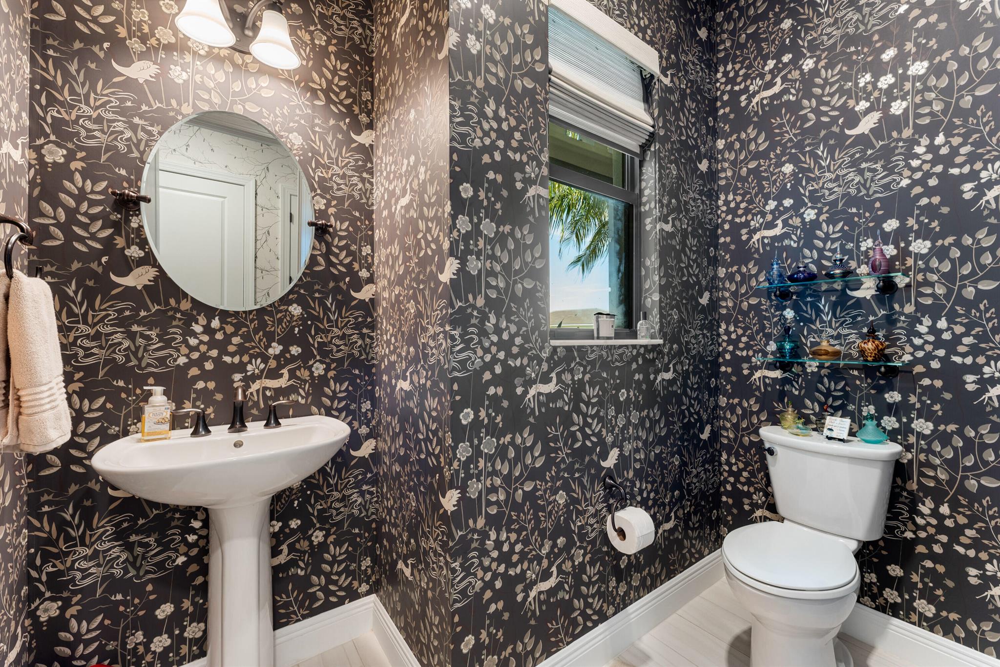 CRESSWIND PALM BEACH - Residential