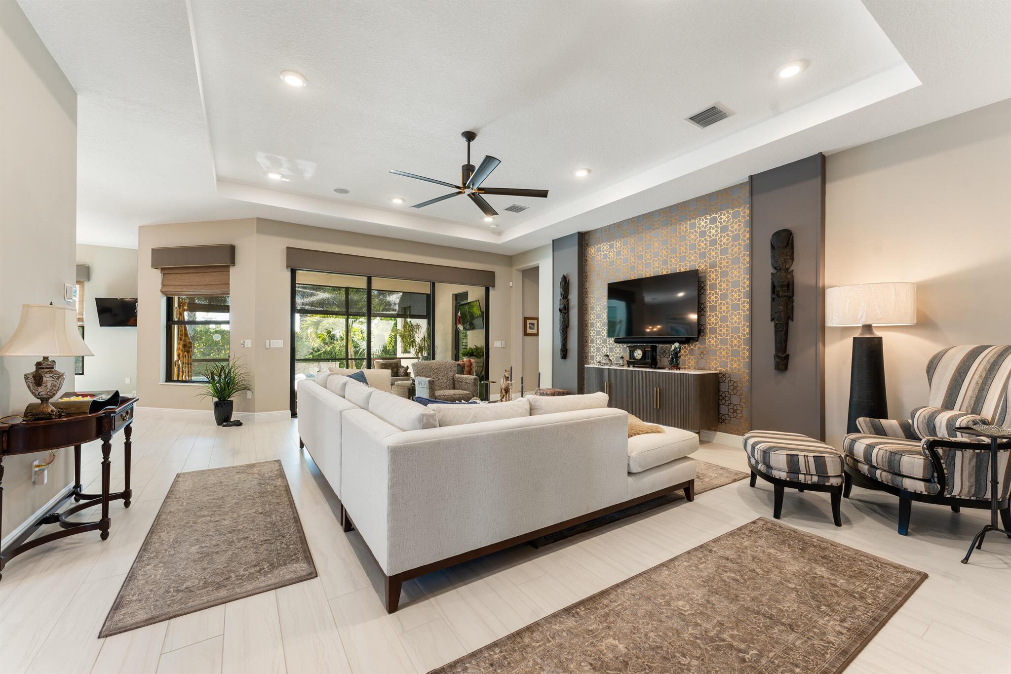 CRESSWIND PALM BEACH - Residential
