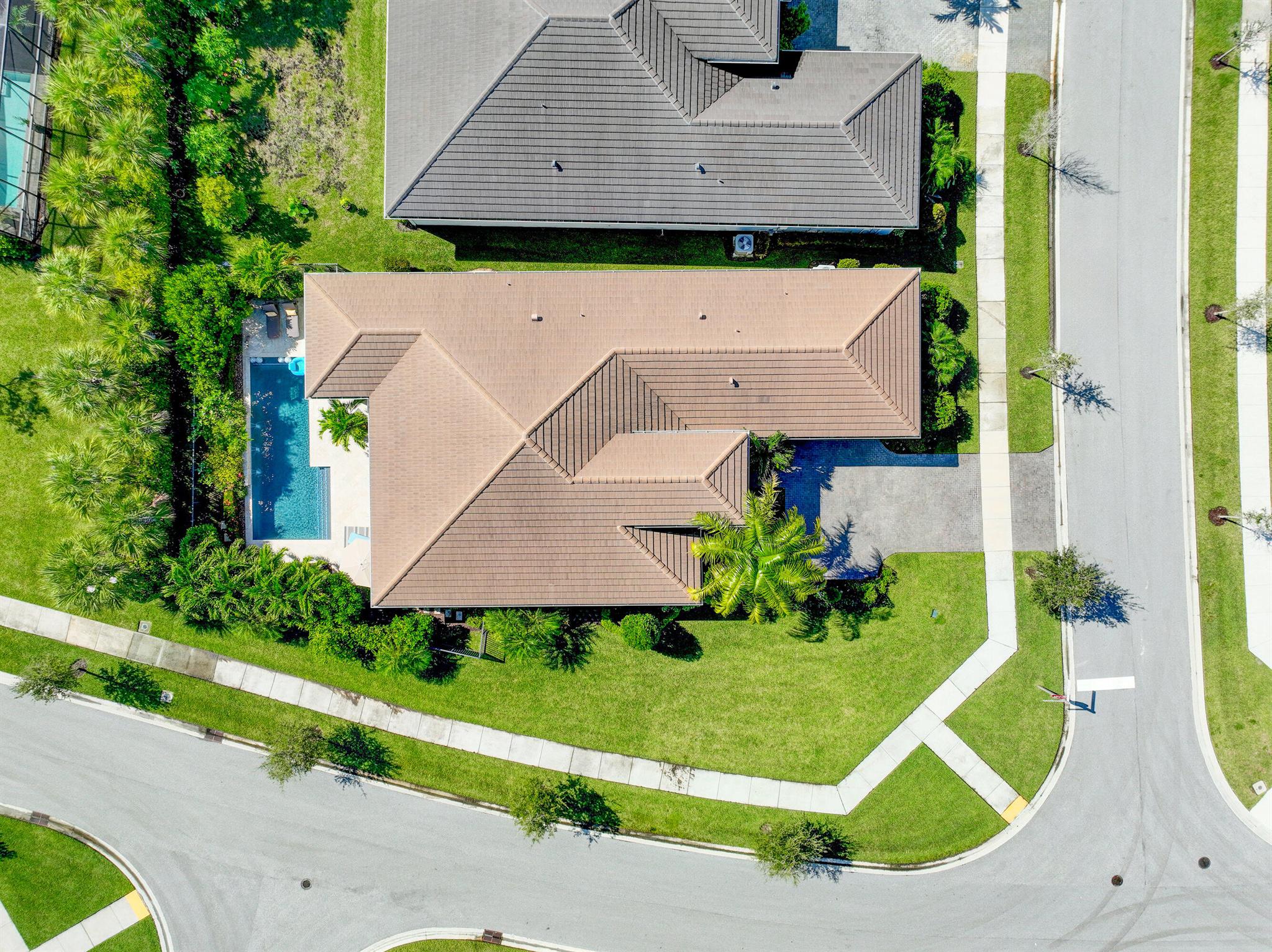CRESSWIND PALM BEACH - Residential