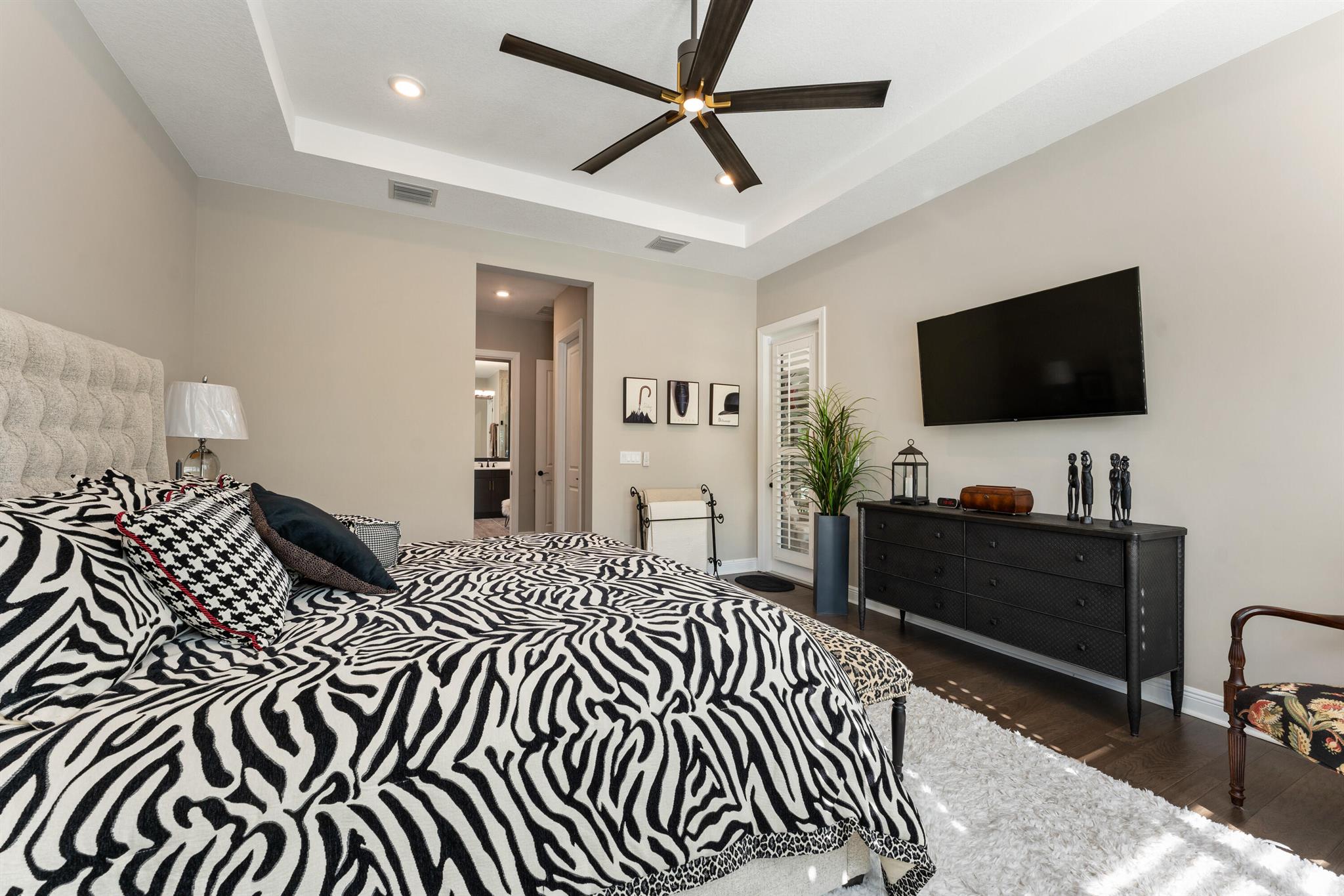 CRESSWIND PALM BEACH - Residential