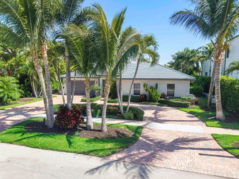 Tiny photo for 725 NE 36th Street, Boca Raton, FL 33431 (MLS # B26046288)