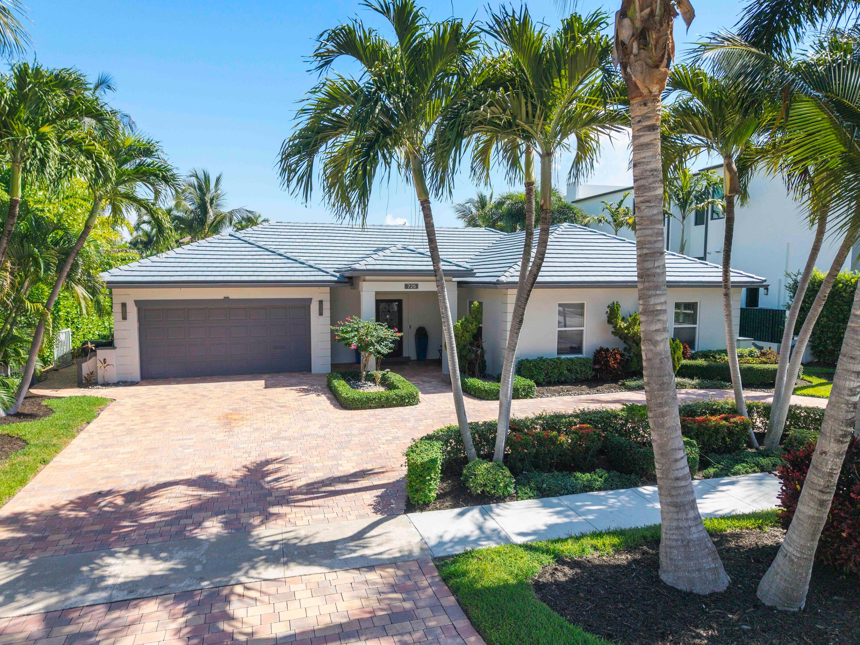 725 NE 36th Street