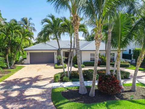 Tiny photo for 725 NE 36th Street, Boca Raton, FL 33431 (MLS # B26046288)
