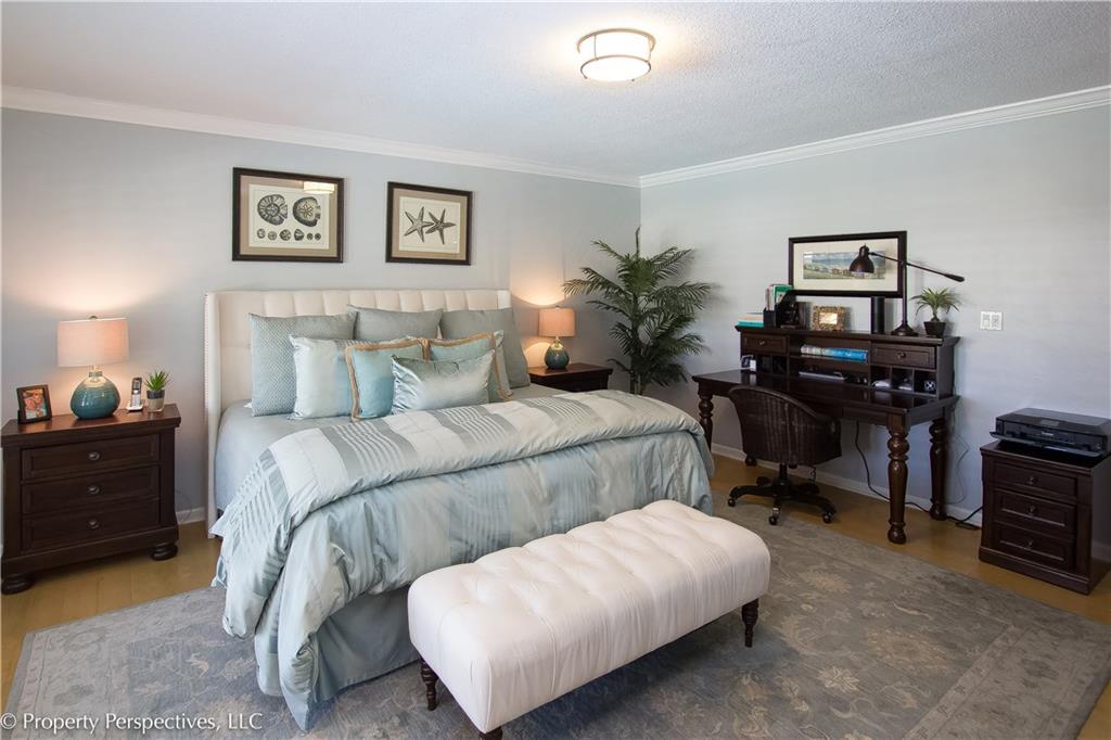 Hillsboro Harbor - Residential