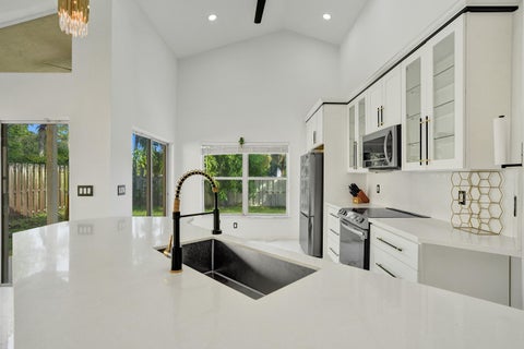 Tiny photo for 6965 NW 29th Court, Margate, FL 33063 (MLS # B26072094)