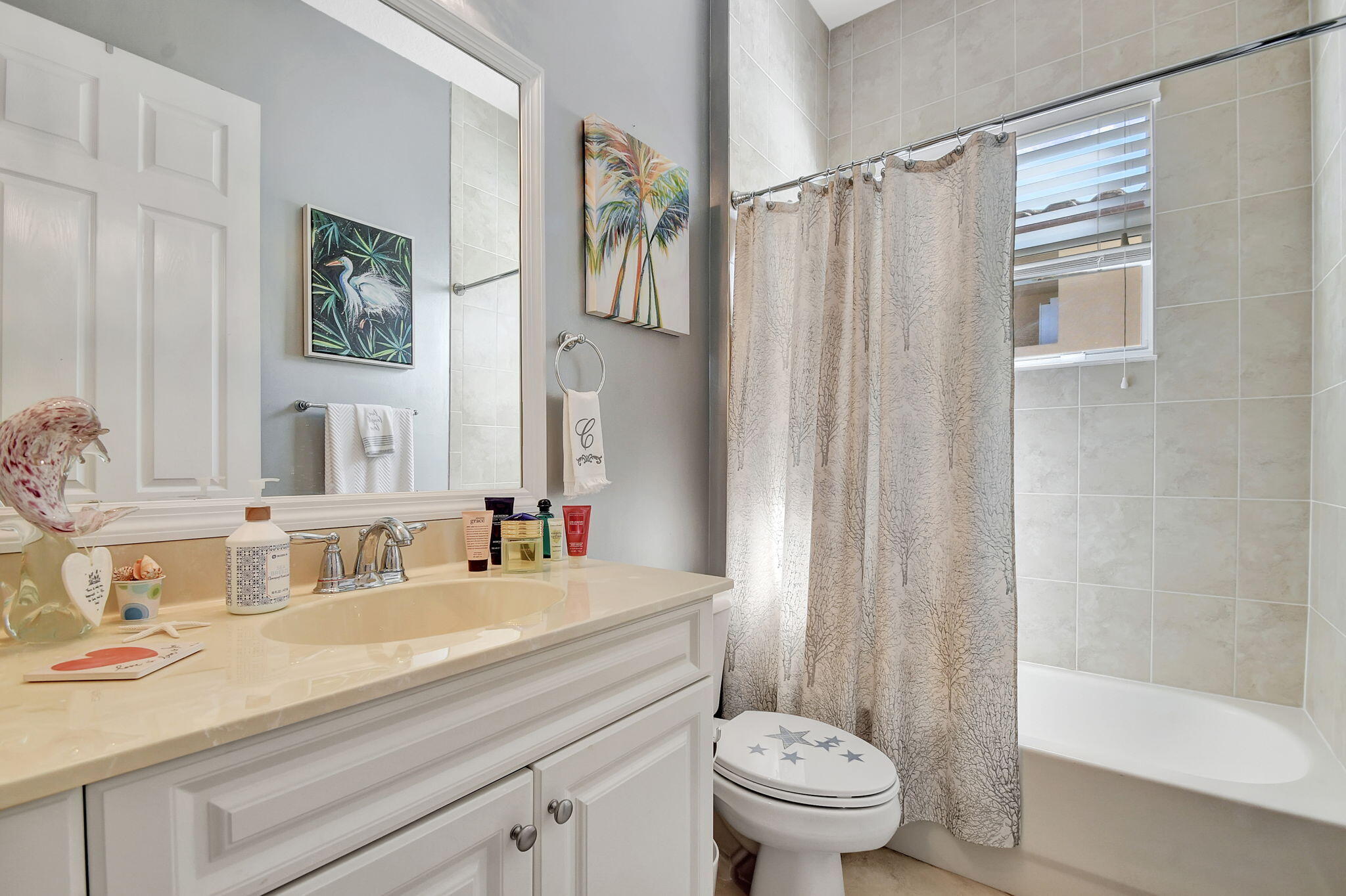 VILLAGES OF WINDSOR 1 - Residential