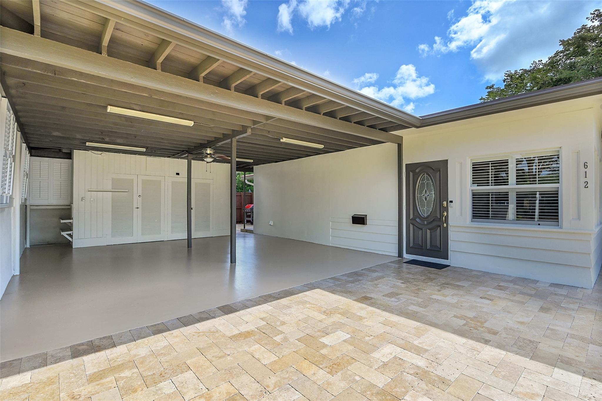612 Orchid Dr