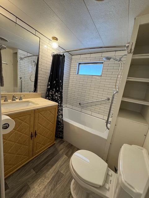 WHISPERING CREEK - Residential Lease