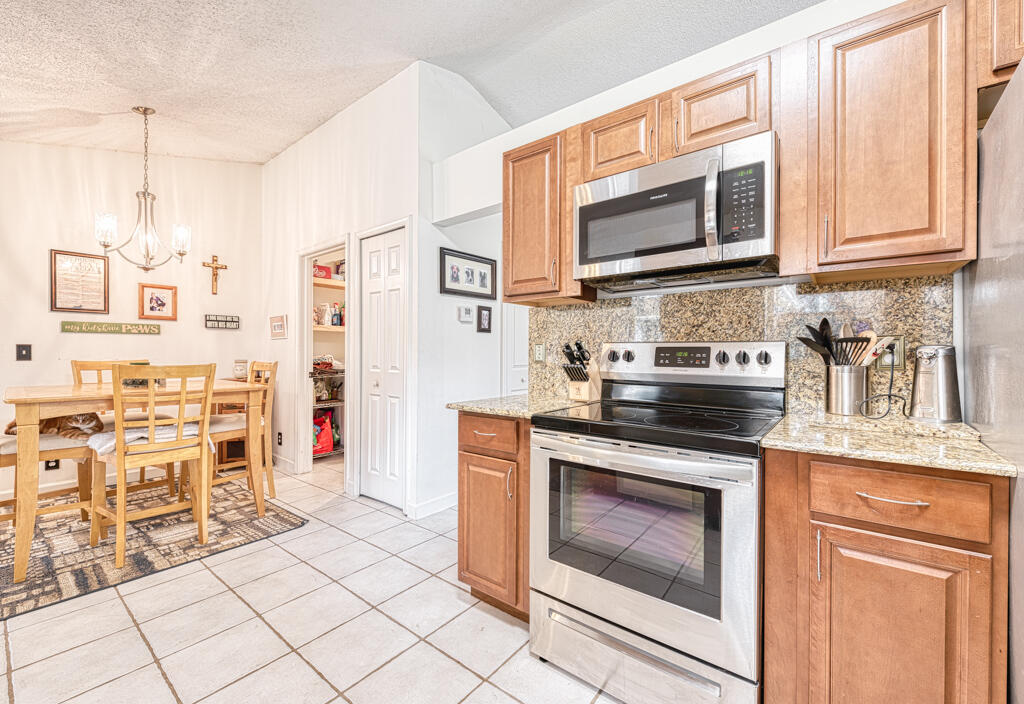 Acreage & Unrec - Residential