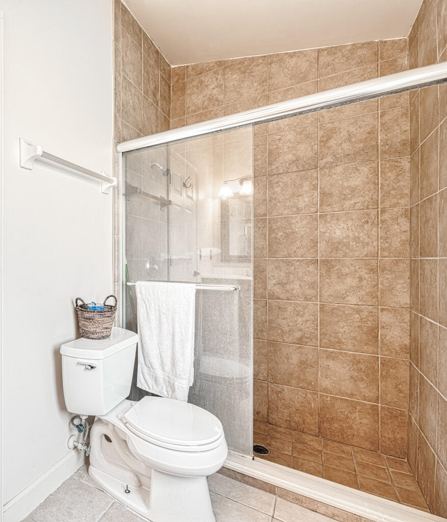 Acreage & Unrec - Residential