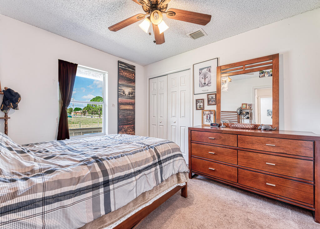 Acreage & Unrec - Residential