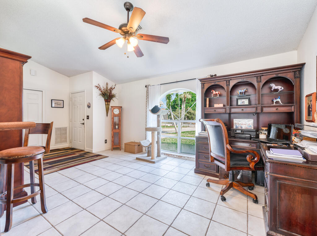 Acreage & Unrec - Residential