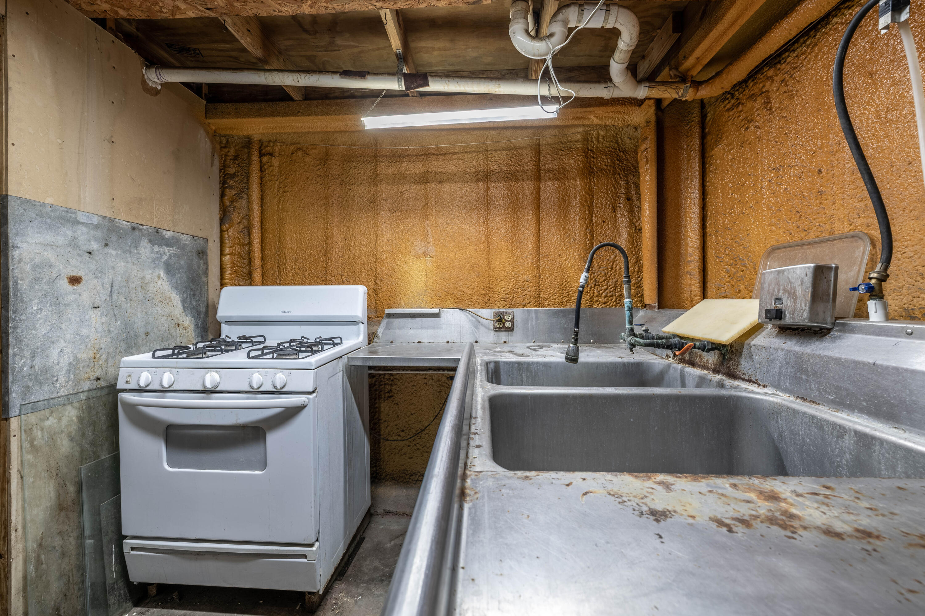 METES AND BOUNDS - Residential