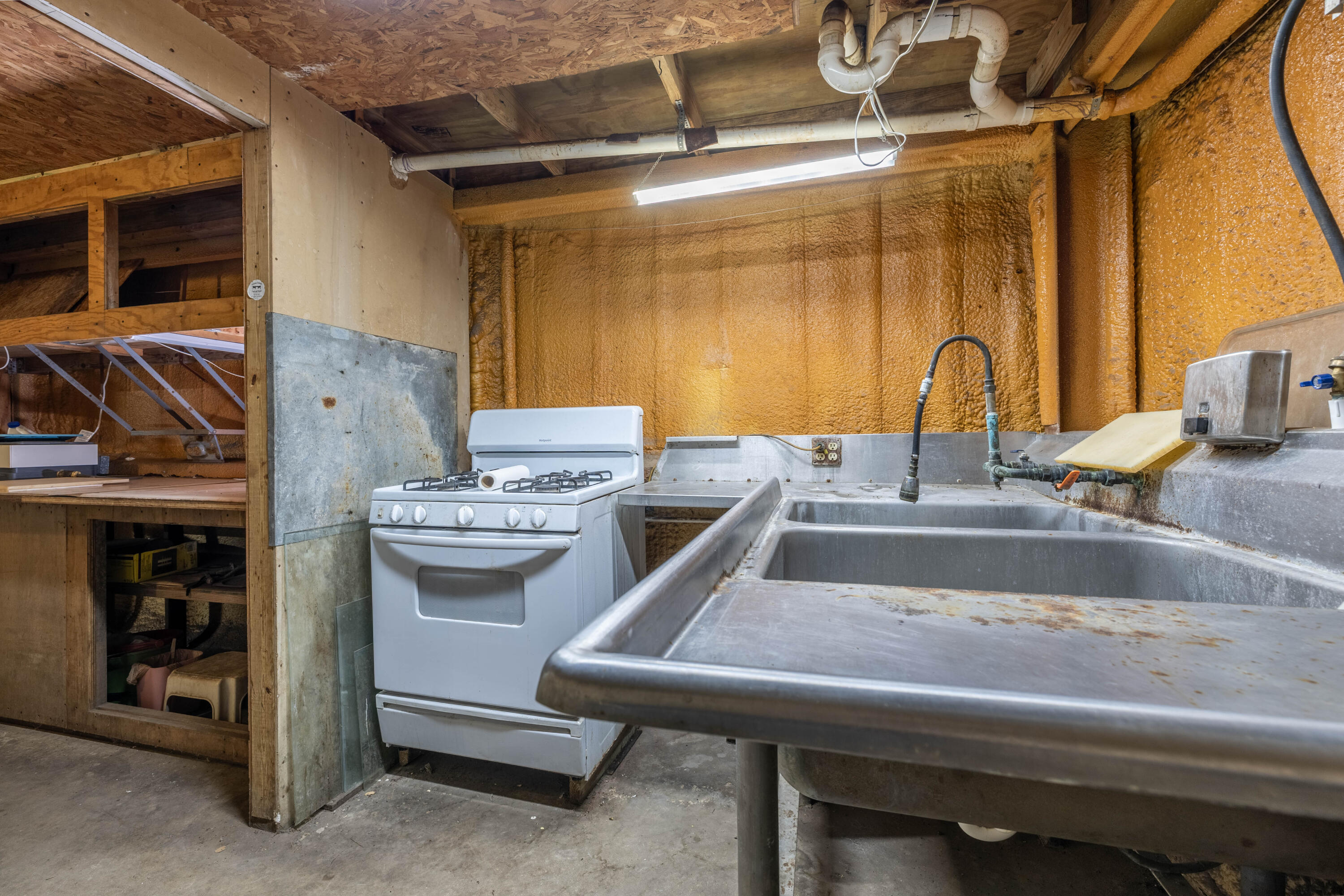 METES AND BOUNDS - Residential