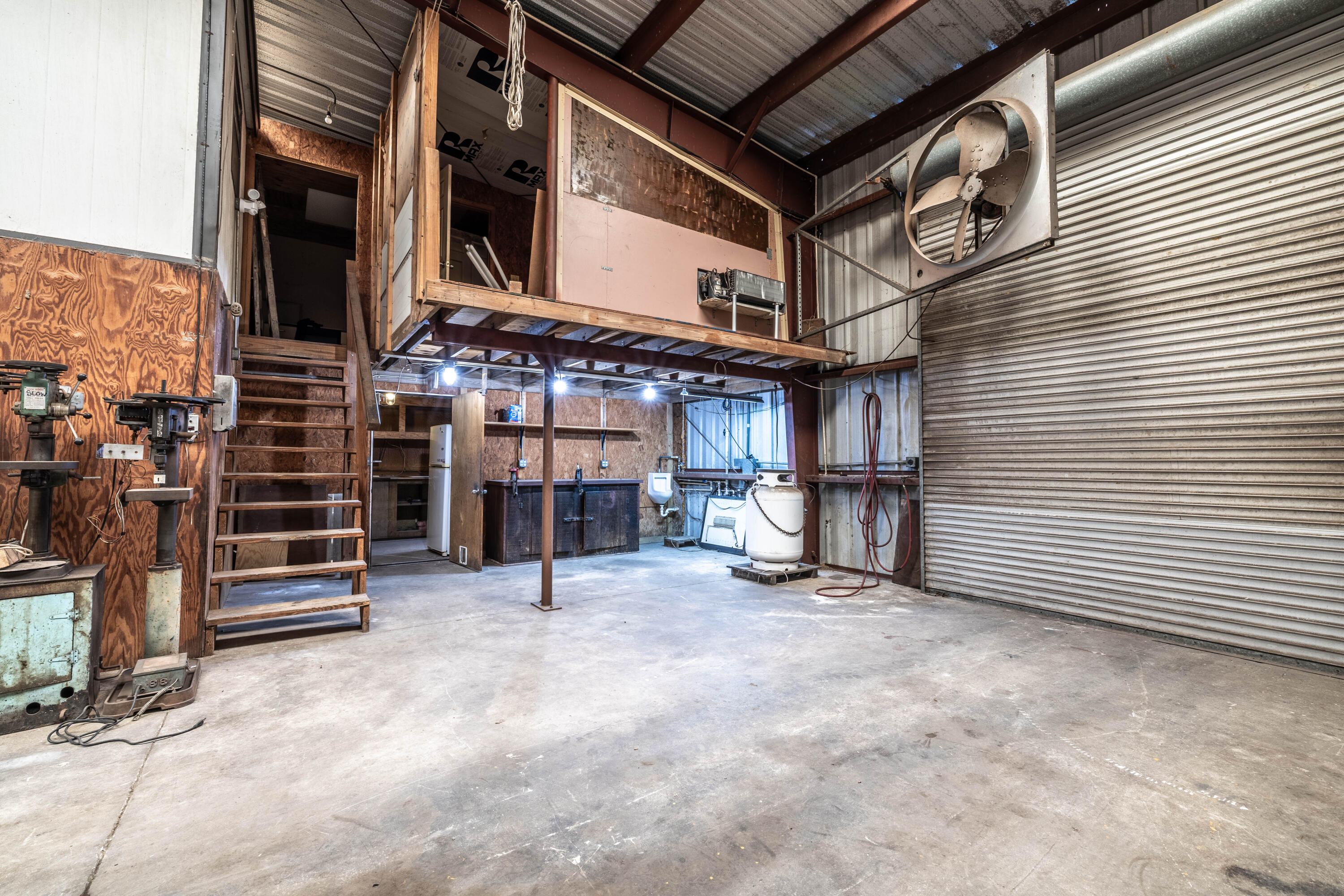 METES AND BOUNDS - Residential