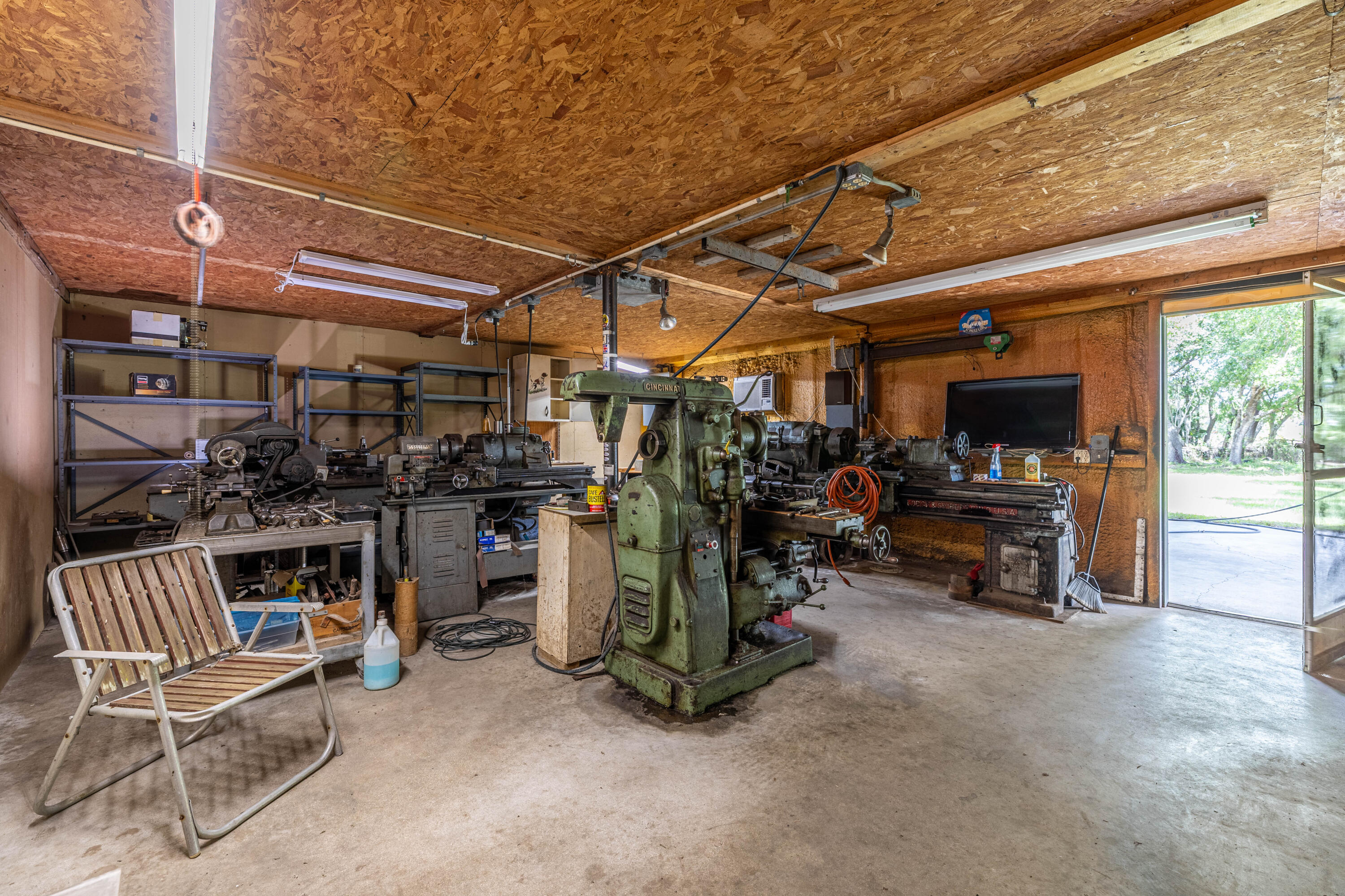 21216 Glades Cut Off Road