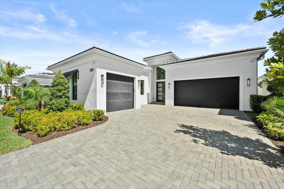 13194 Faberge Place