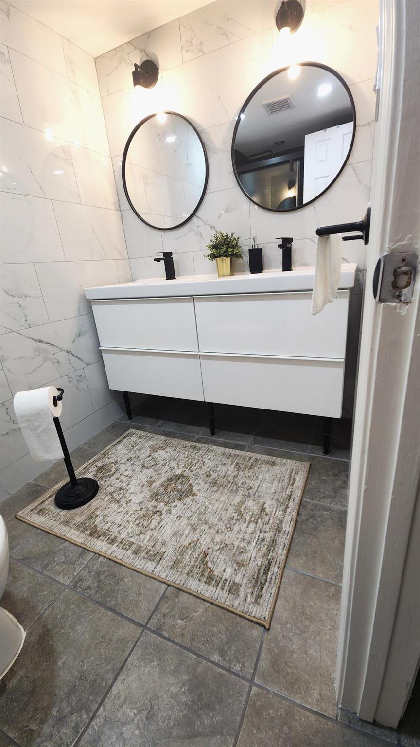 CASTLE GARDENS - Residential