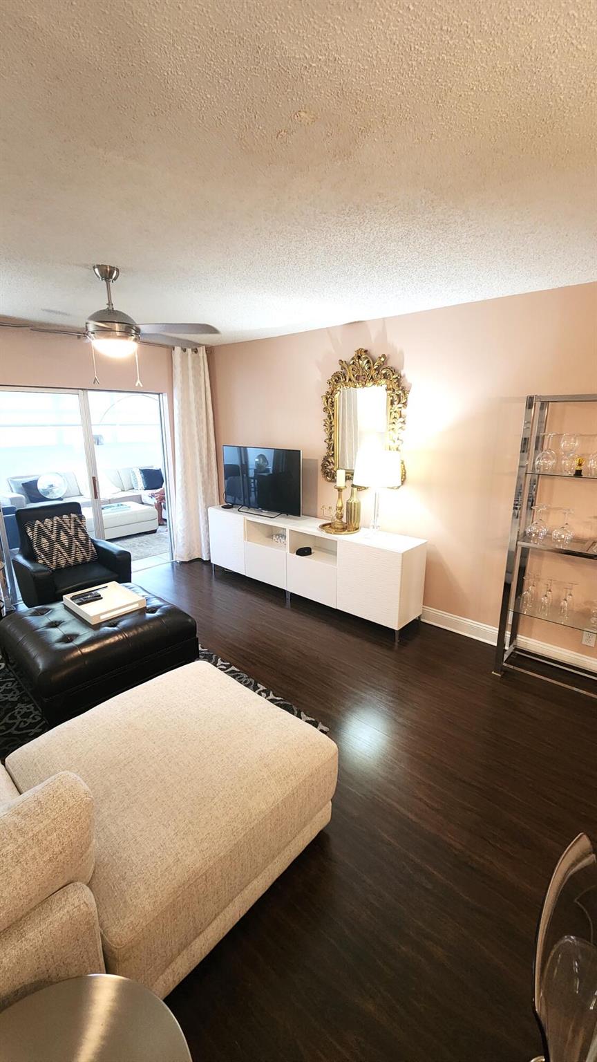 CASTLE GARDENS - Residential