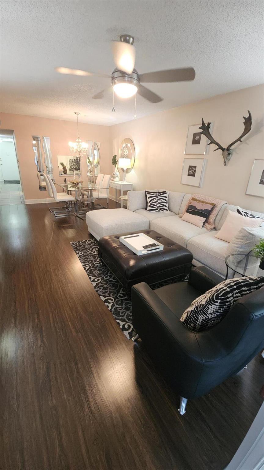 CASTLE GARDENS - Residential