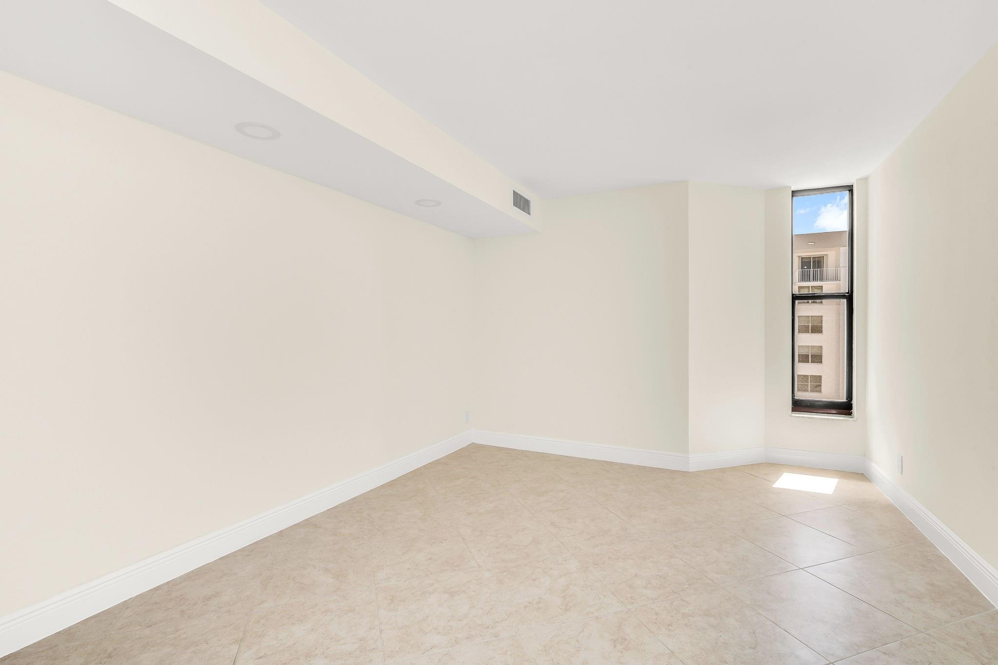 Pompano Atlantis Condo - Residential Lease