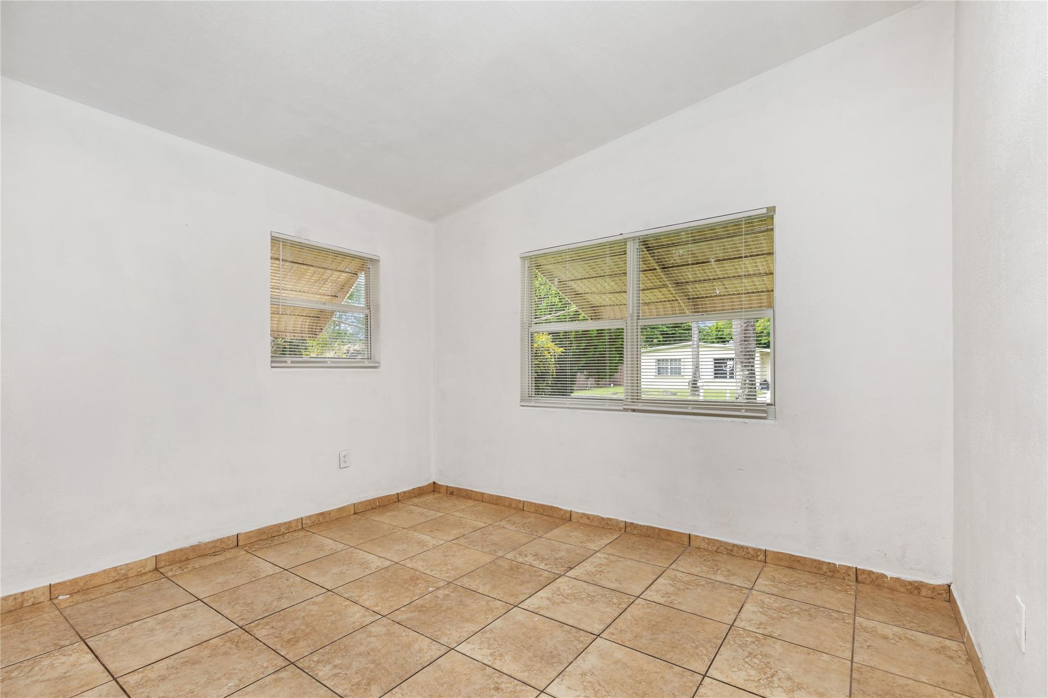 Lake Forest Sec 2 34-23 B - Residential