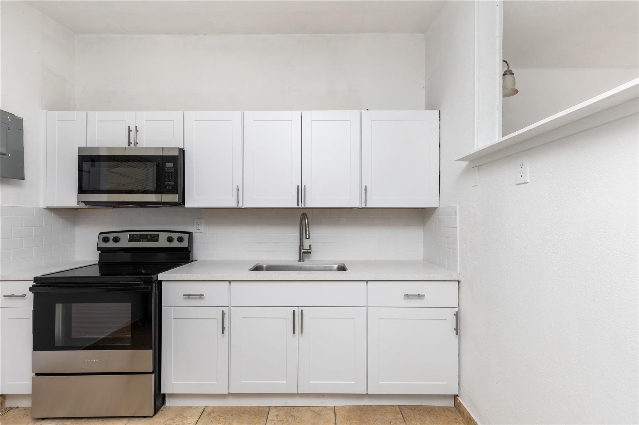 Lake Forest Sec 2 34-23 B - Residential