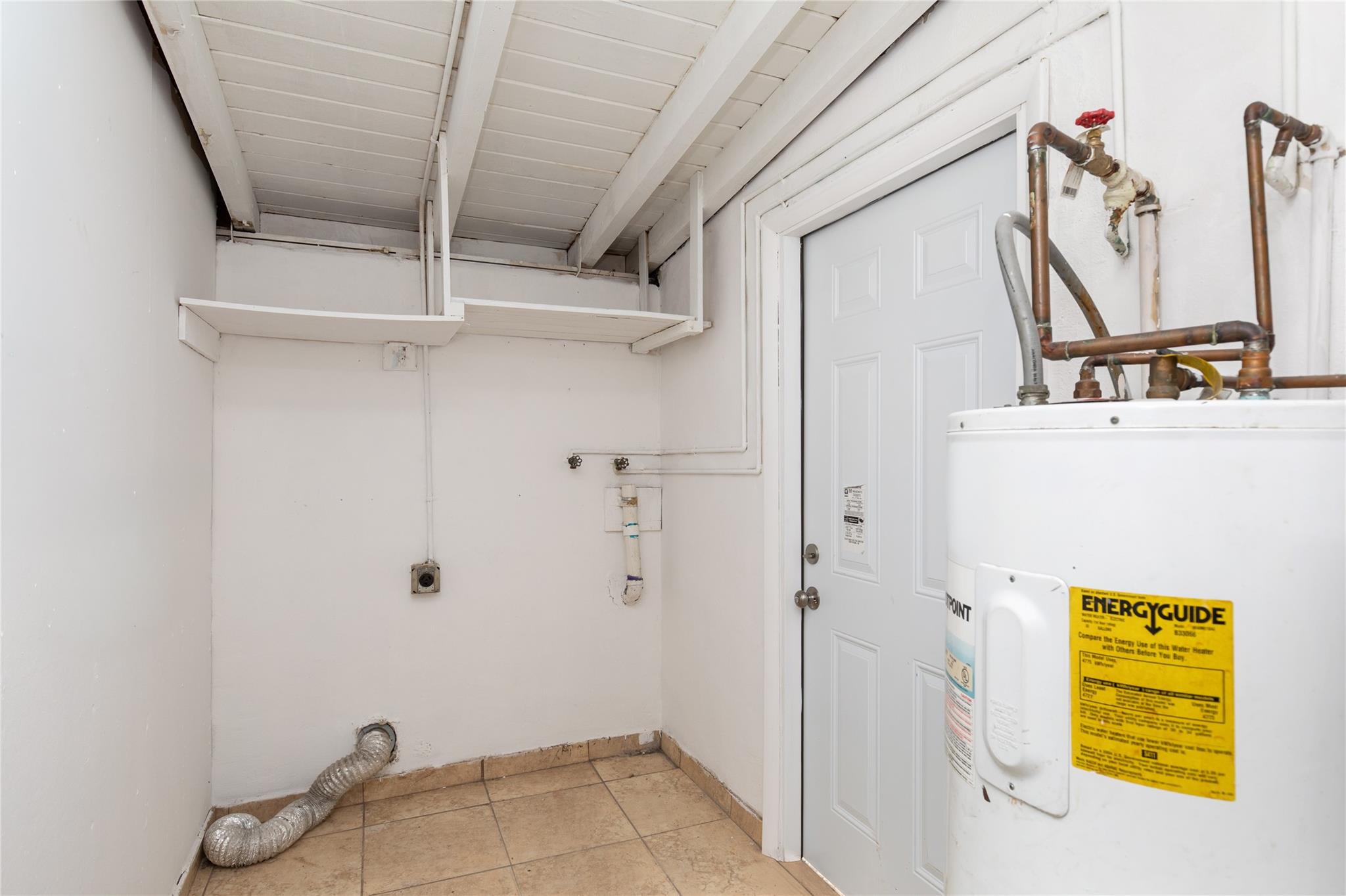 Lake Forest Sec 2 34-23 B - Residential