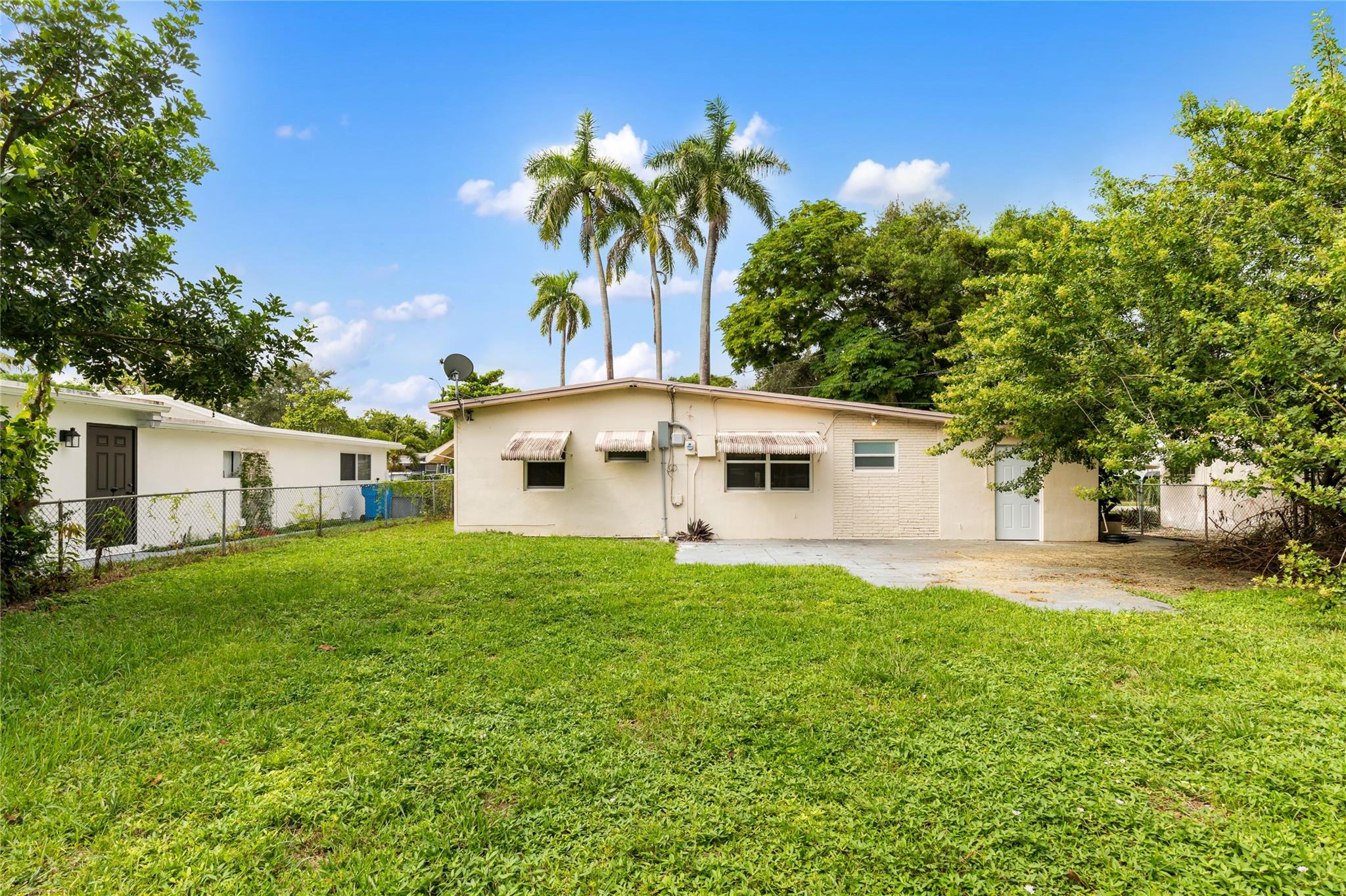 Lake Forest Sec 2 34-23 B - Residential