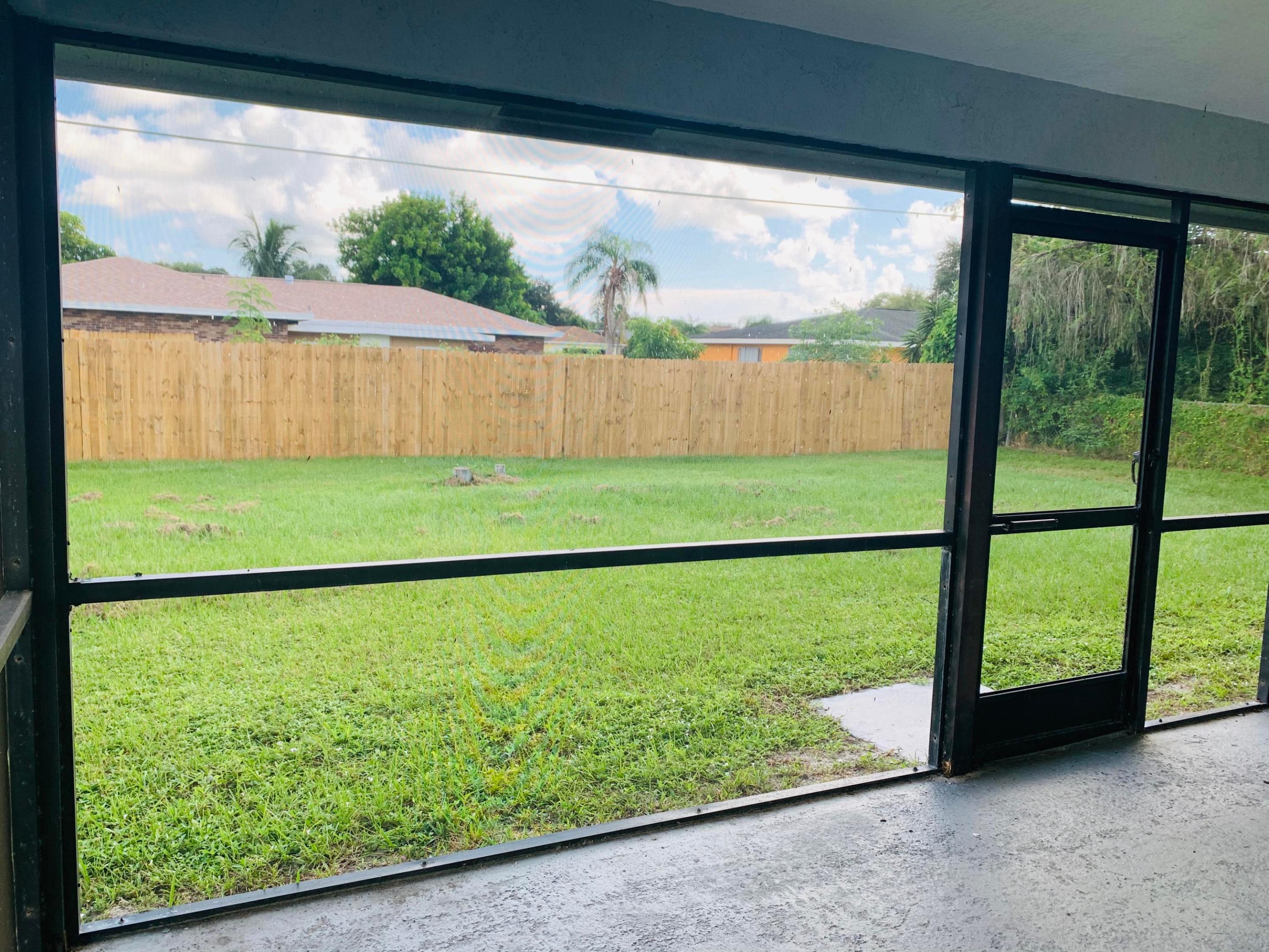 PORT ST LUCIE SECTION 3 - Residential Lease