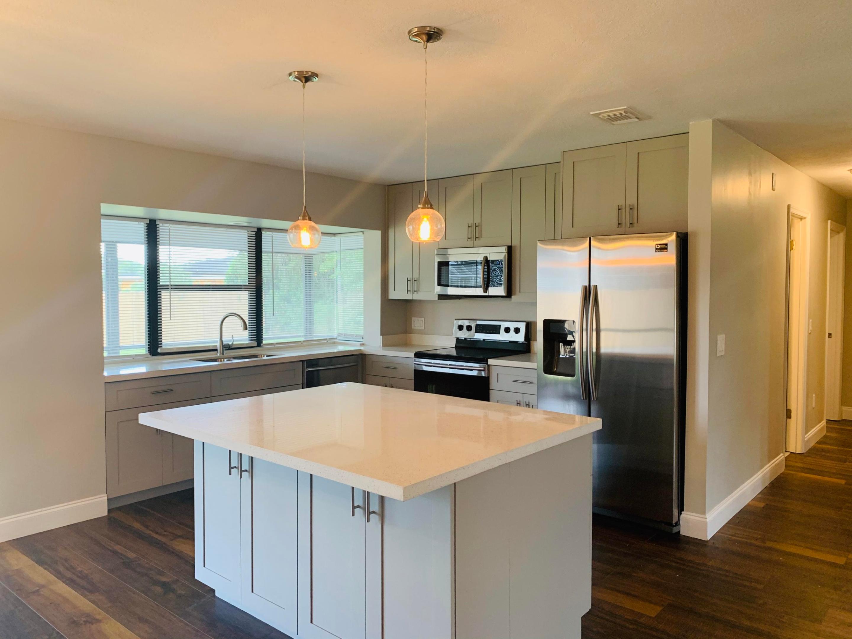 PORT ST LUCIE SECTION 3 - Residential Lease