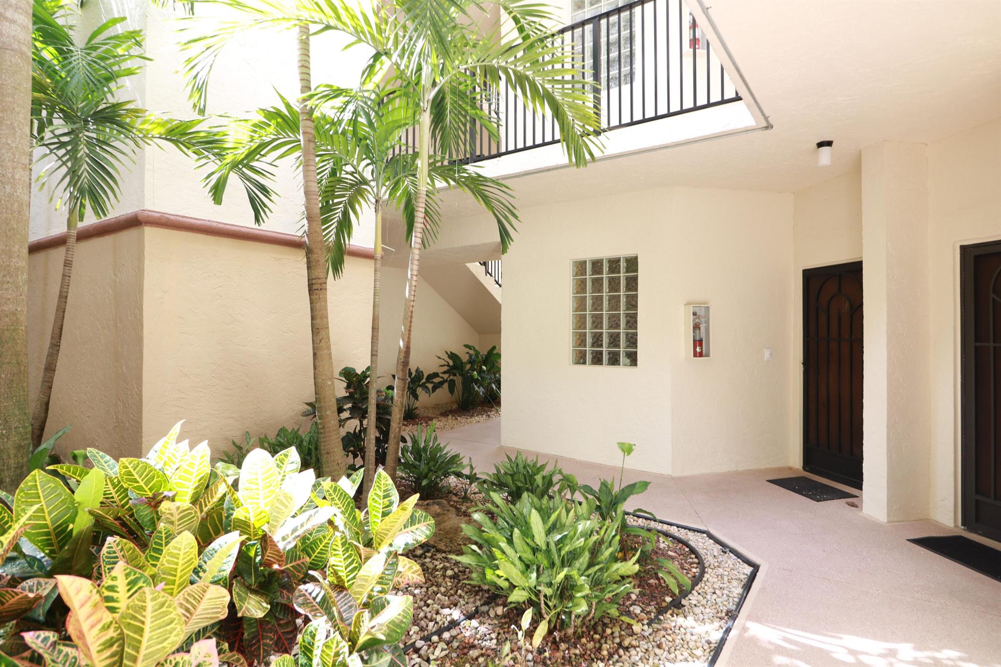 3 BR/2 BA condo with screened in patio in Platina--a popular all-ages, gated community known for its robust amenities and central location. This spacious residence offers a smart, flexible layout. The unit needs TLC and is priced to reflect improvements--bring your vision and create the home you've been waiting for. Enjoy resort-style living with a staffed gate, clubhouse, fitness center, pool, tennis/pickleball, walking paths, and social activities. Convenient to shopping, dining, parks, and major roadways. Assigned parking plus guest spaces, Sold as-is with right to inspect. ***SELLERS NEED TO SELL ASAP SO BRING ALL REASONABLE OFFERS!!!!