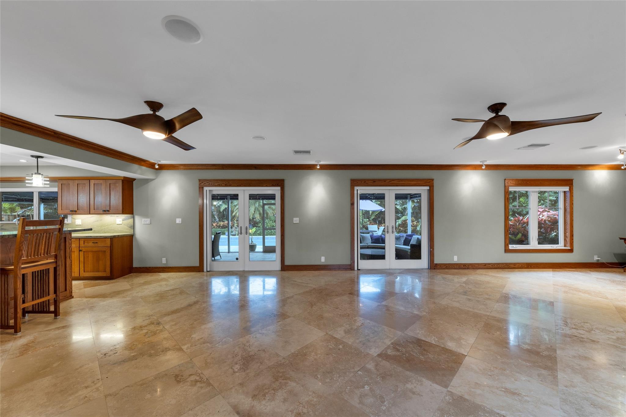 701 NW 24th St