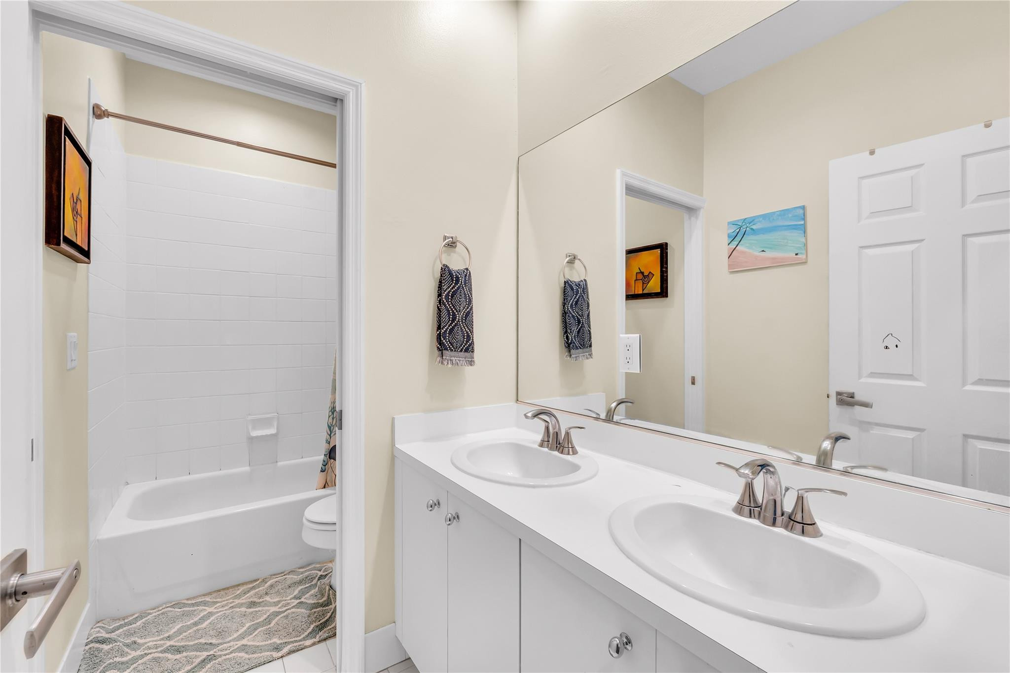 Heron Bay Four 160-1 B - Residential