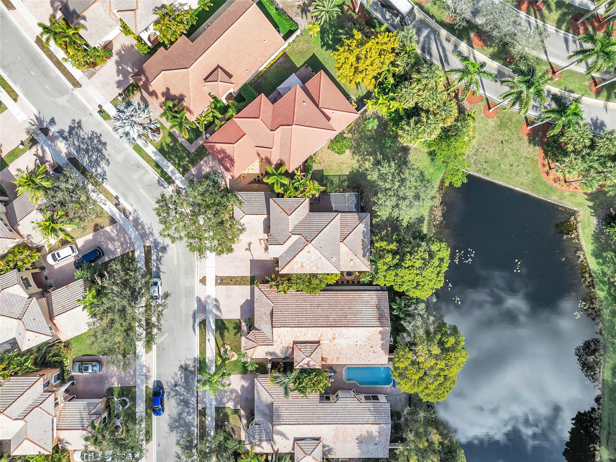 Heron Bay Four 160-1 B - Residential