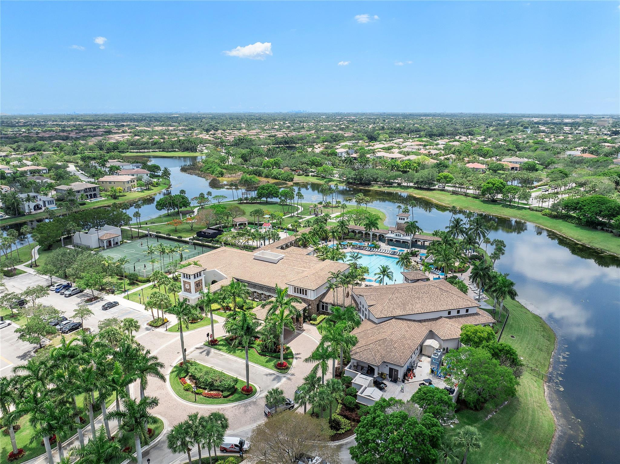 Heron Bay Four 160-1 B - Residential