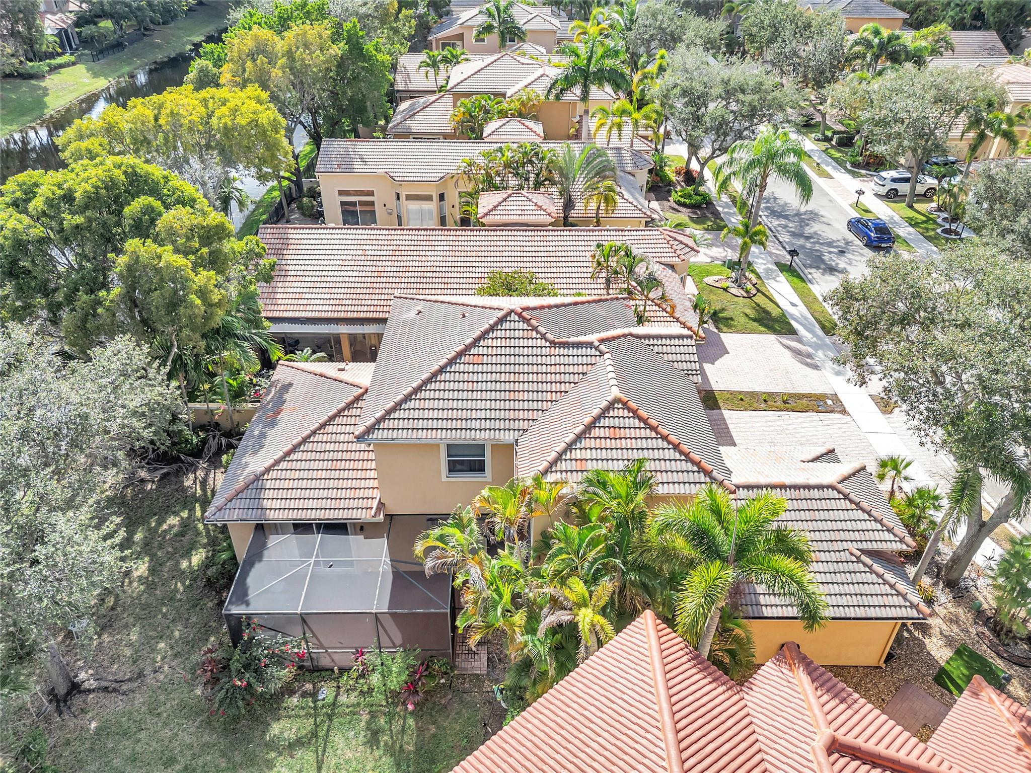 Heron Bay Four 160-1 B - Residential