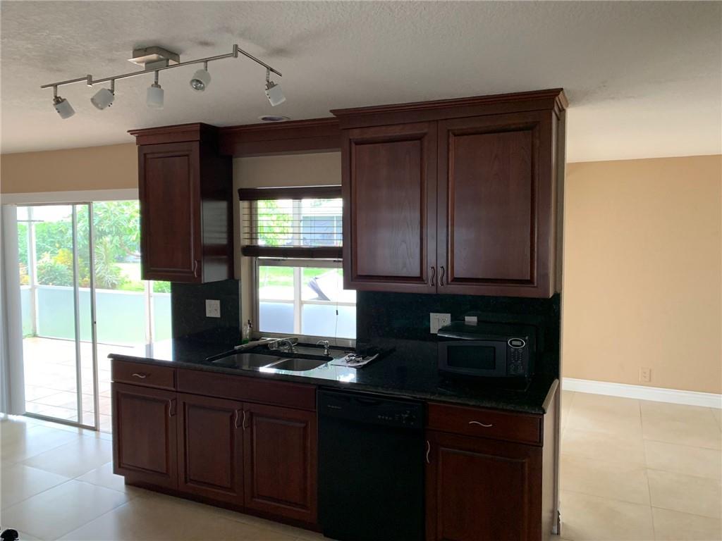 Lauderdale West 2 Sec 78- - Residential