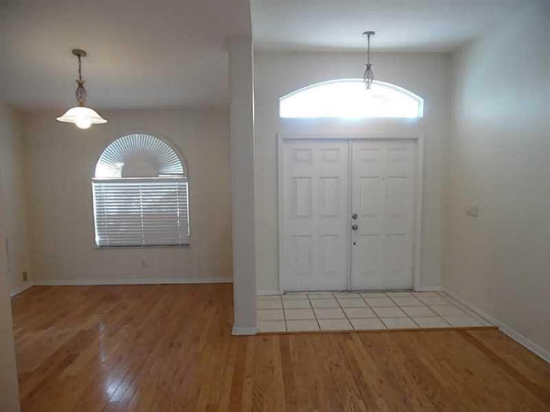 LA MANCHA 2 - Residential Lease