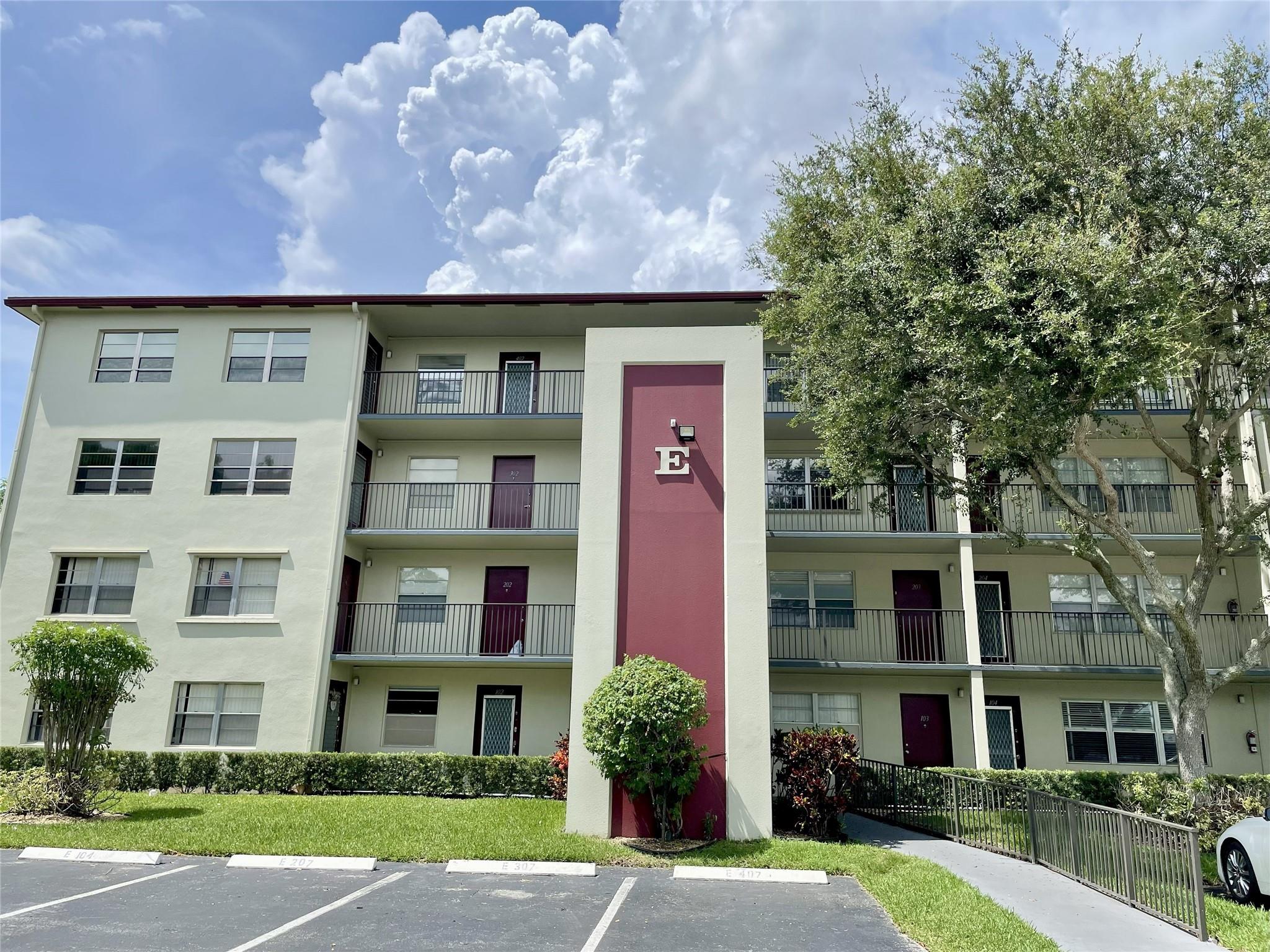 13155 SW 7th Ct 305E