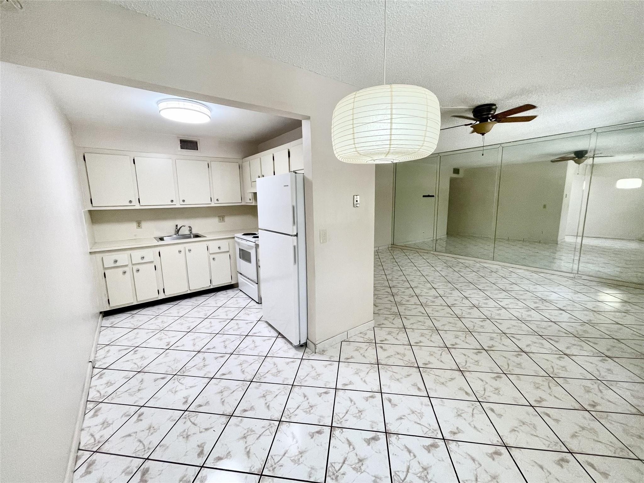 13155 SW 7th Ct 305E