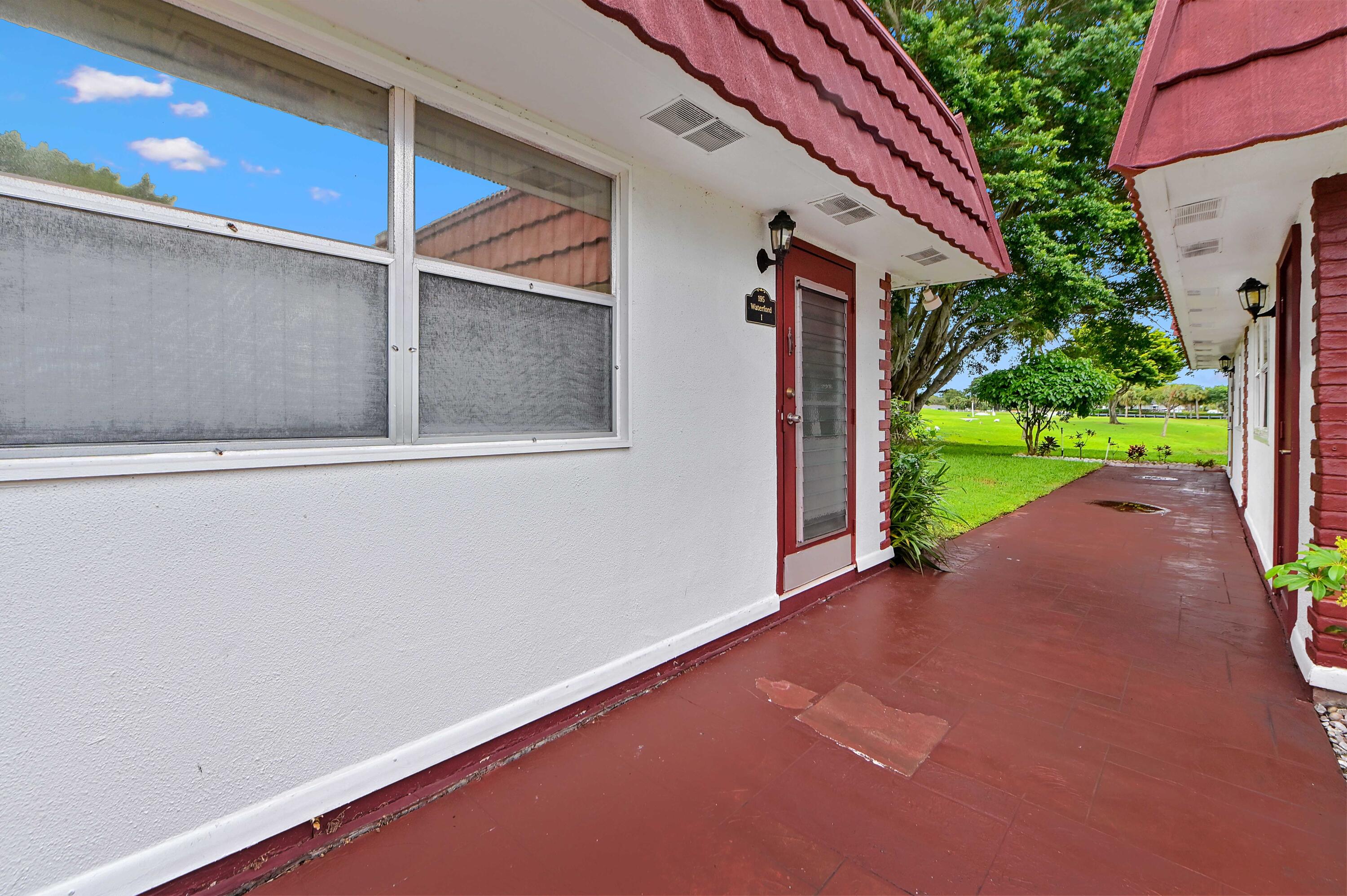 195 Waterford Crescent