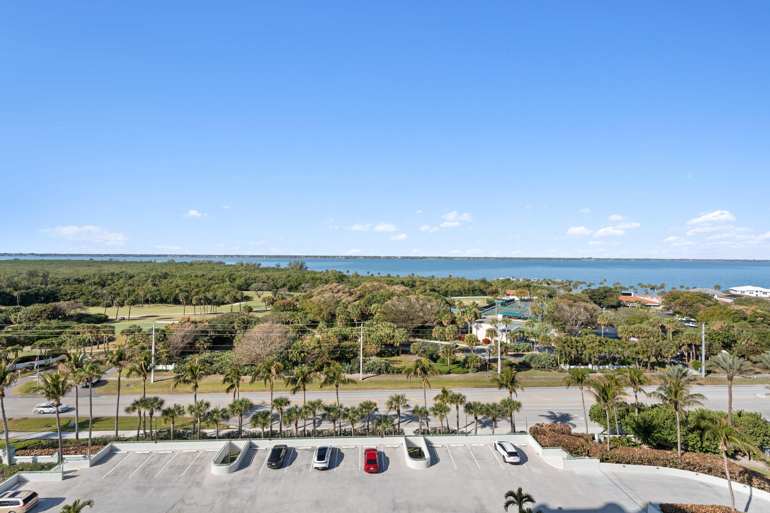 REGENCY ISLAND DUNES CONDOMINIUM - Residential