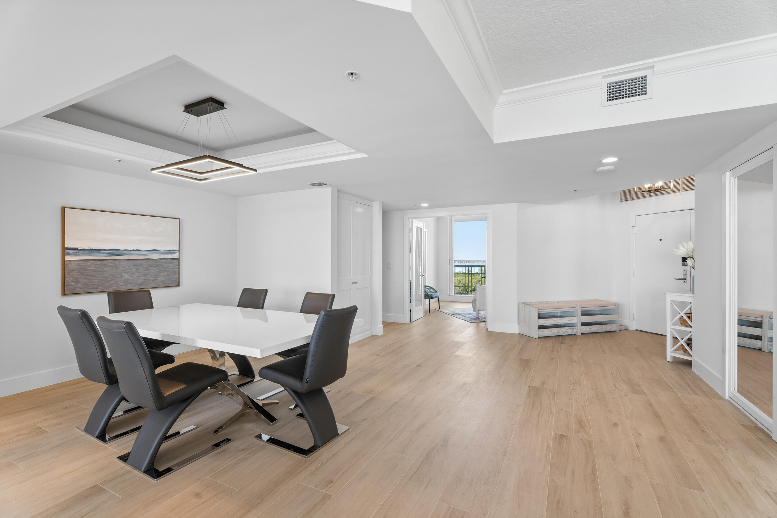 REGENCY ISLAND DUNES CONDOMINIUM - Residential